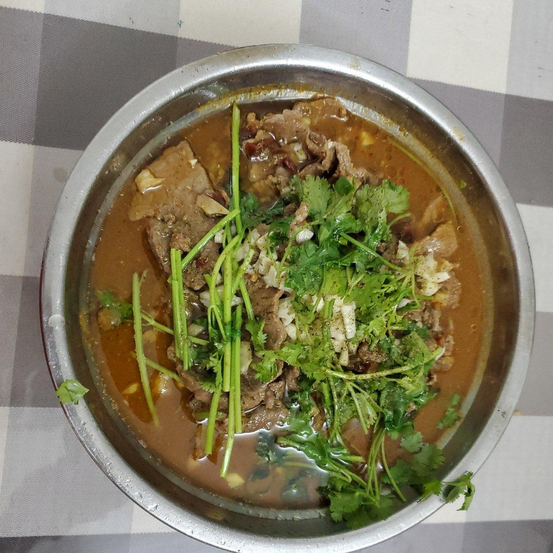 水煮牛肉