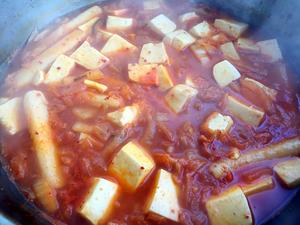 韩式泡菜豆腐煲的做法 步骤5