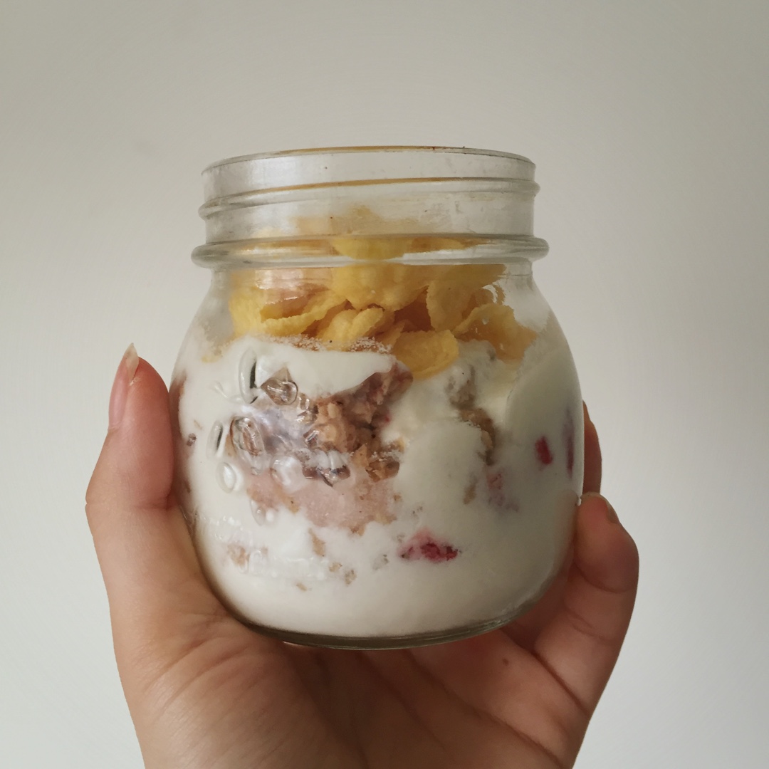 轻熟范—鲜果燕麦优格