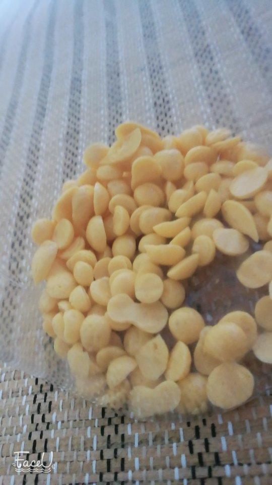 入口即化的无添加蛋黄溶豆