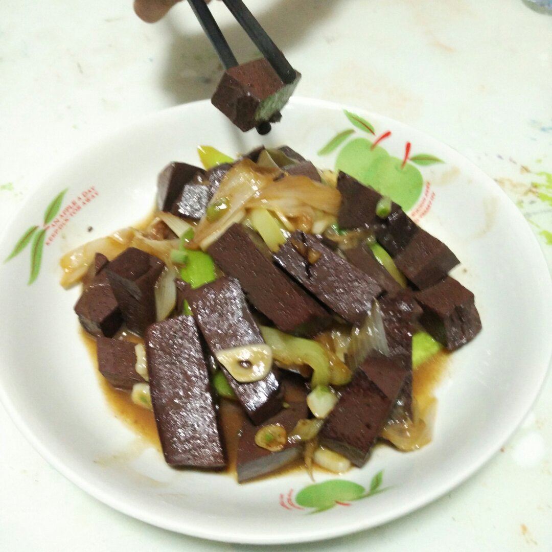 步行者_j7bt做的葱烧羊血