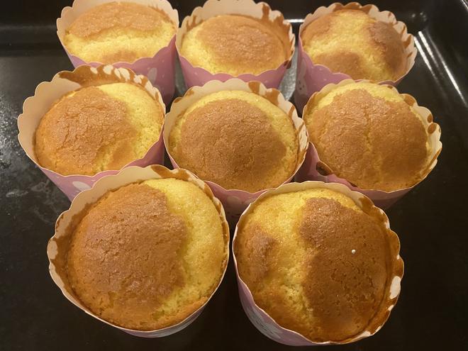 全蛋纸杯蛋糕🍰不用分离蛋白蛋黄的做法