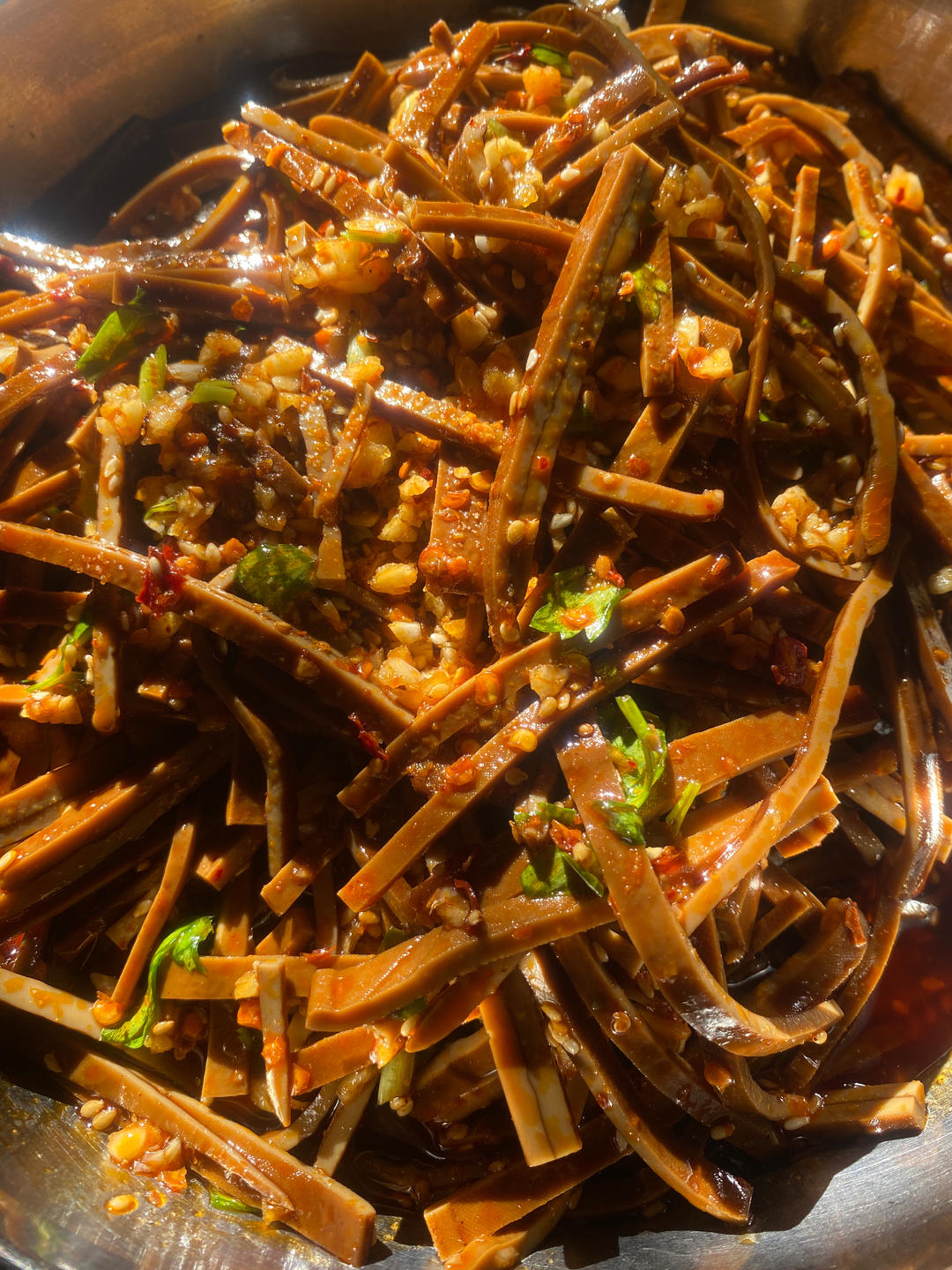 「凉拌达县牛皮豆干」