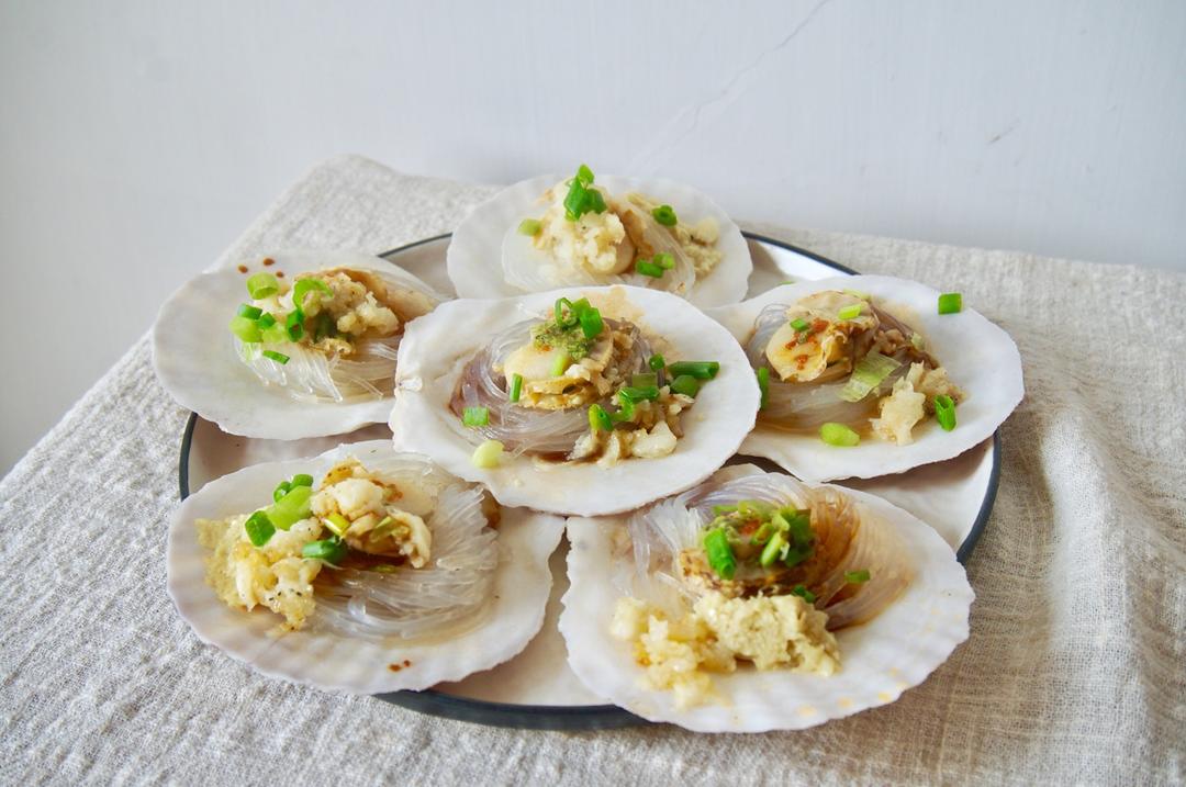 蒜蓉粉丝蒸扇贝
