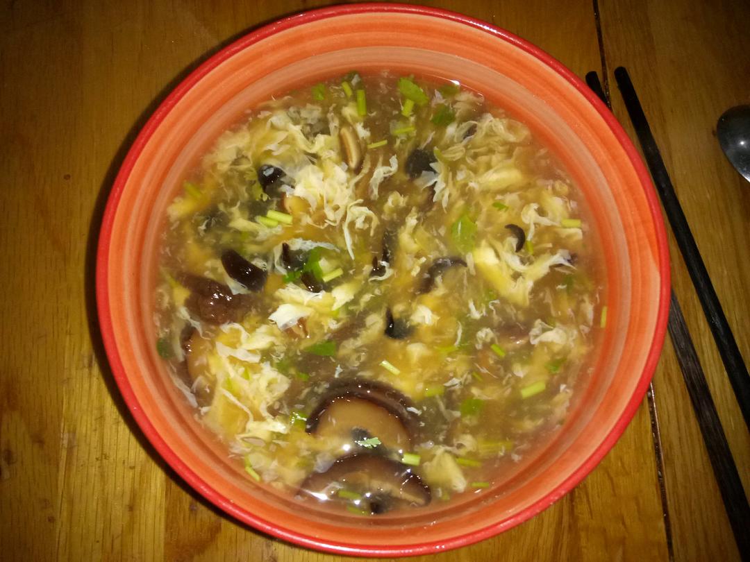 外国人这样做“酸辣汤”
Hot and Sour Soup