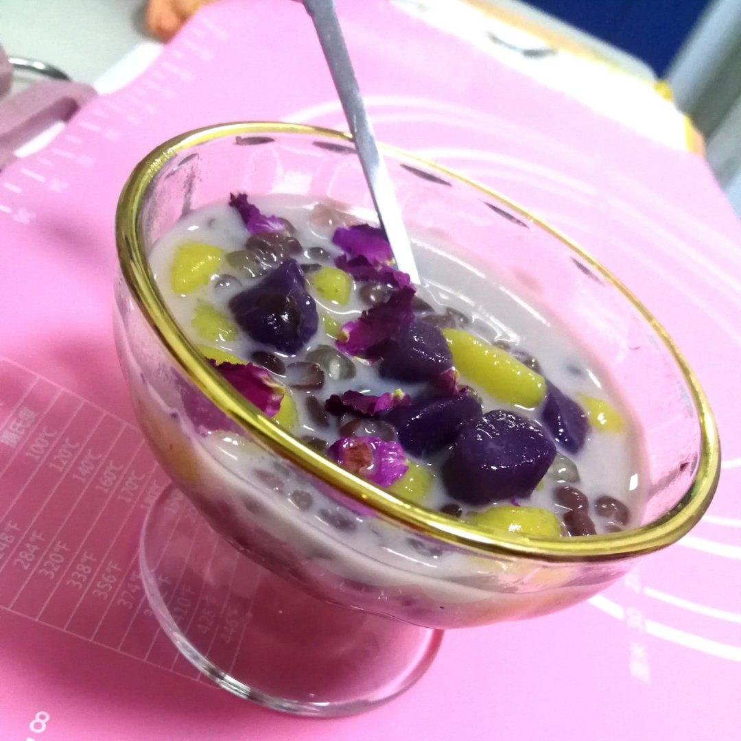 芋圆红豆汤