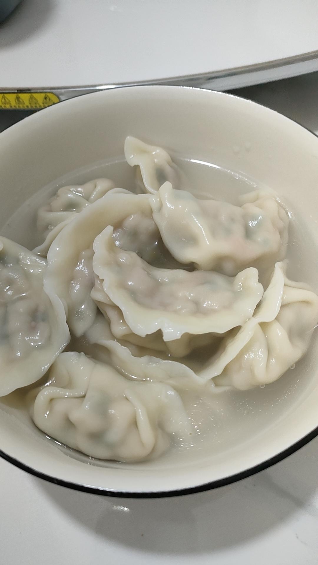 猪肉韭菜饺子