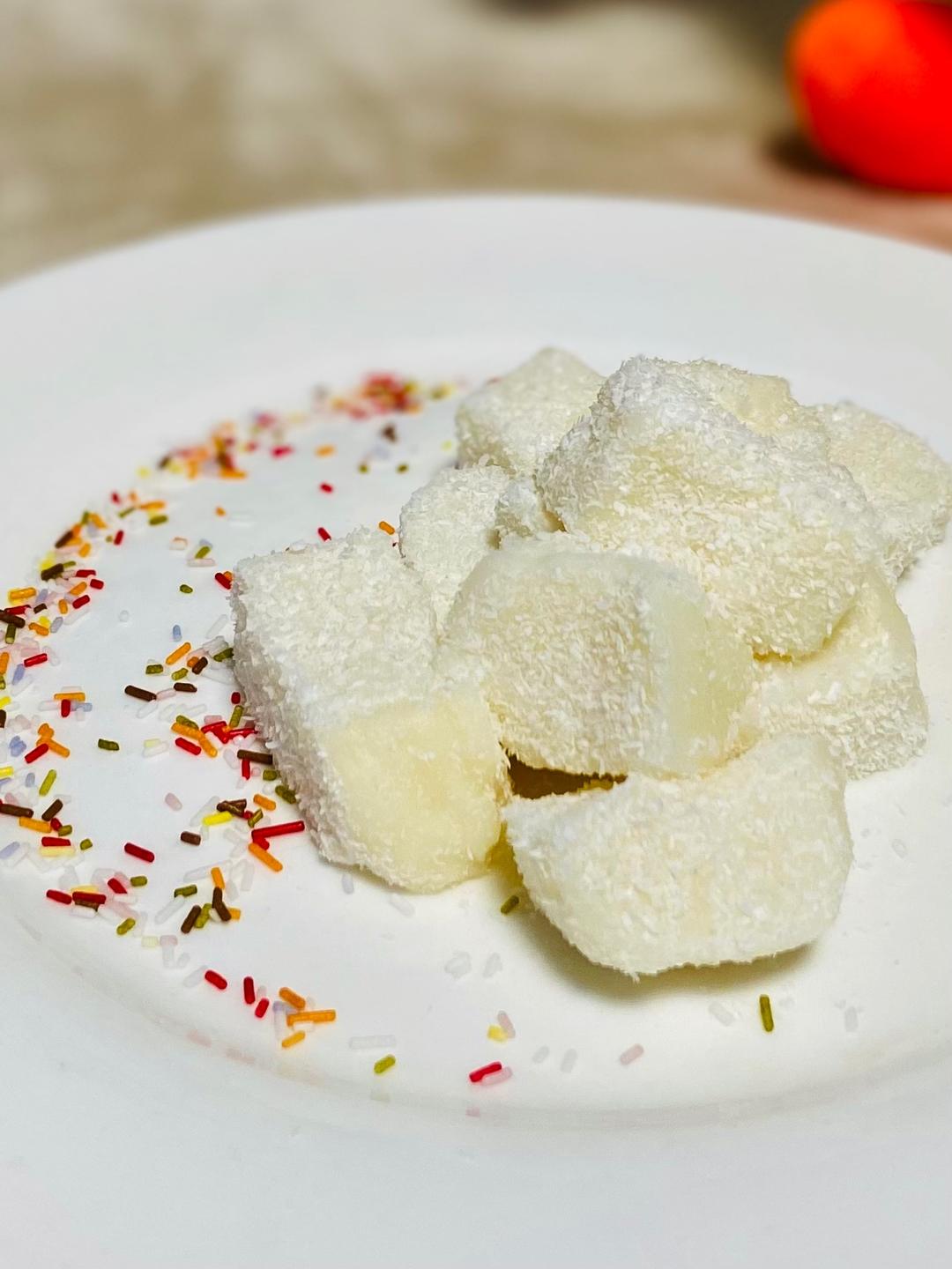 椰蓉牛奶小方的做法