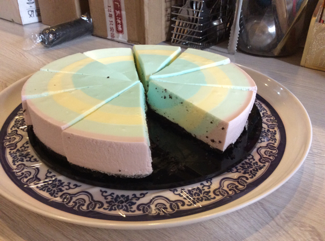 彩虹芝士蛋糕