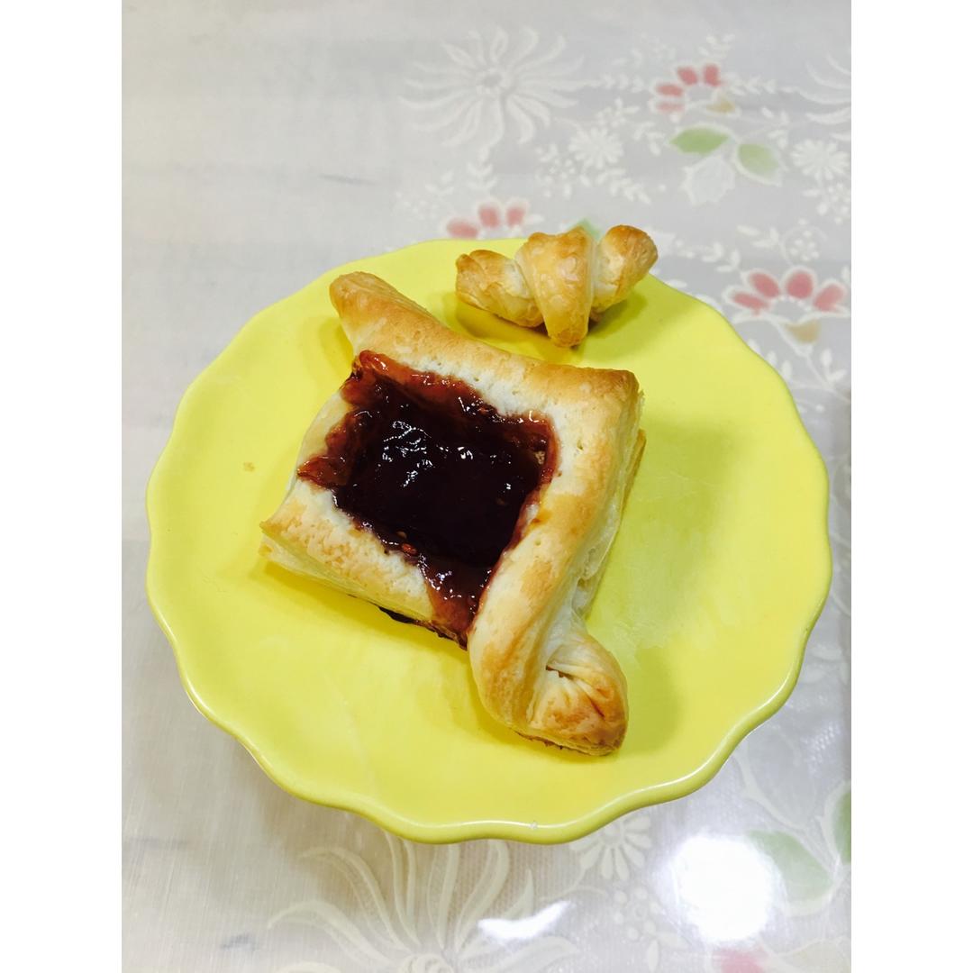 基础千层酥皮做法--附果酱酥、风车酥、蝴蝶酥和羊角酥整形