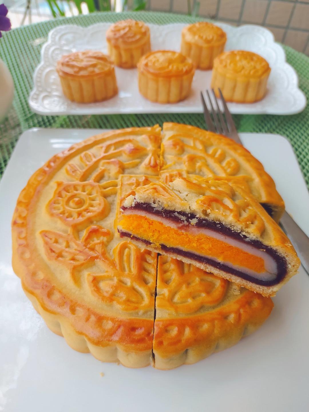 《Tinrry+》教你做广式大月饼（芋泥+麻薯+咸蛋黄肉松）