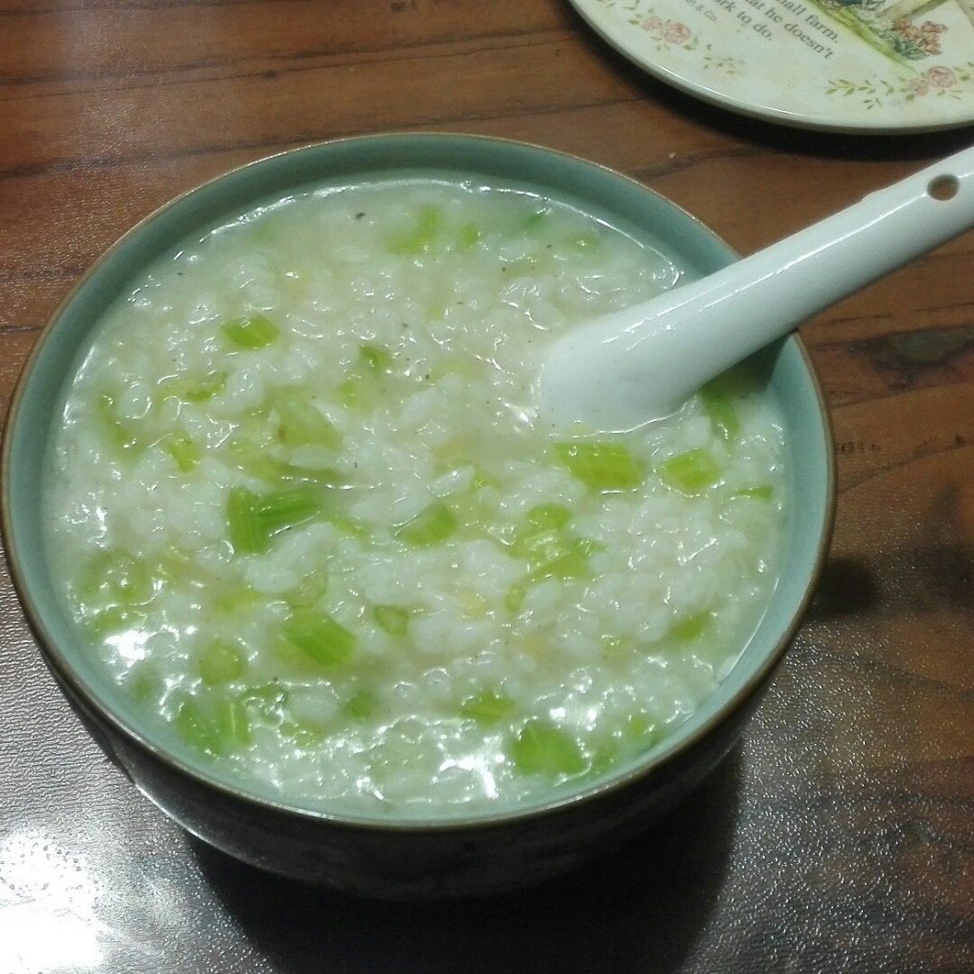 芹菜粥(夏季)