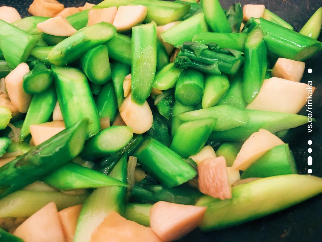 鲜掉眉毛的炒三鲜～芦笋杏鲍菇干贝