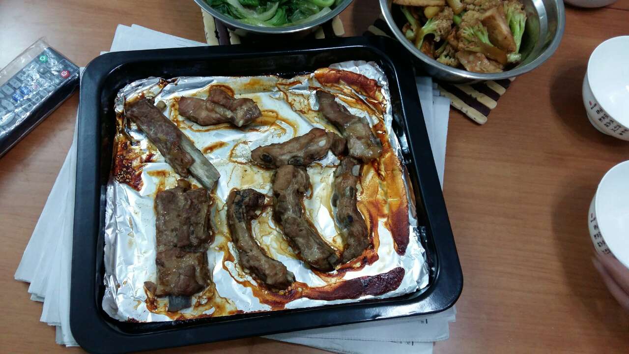 蒜香烤排骨