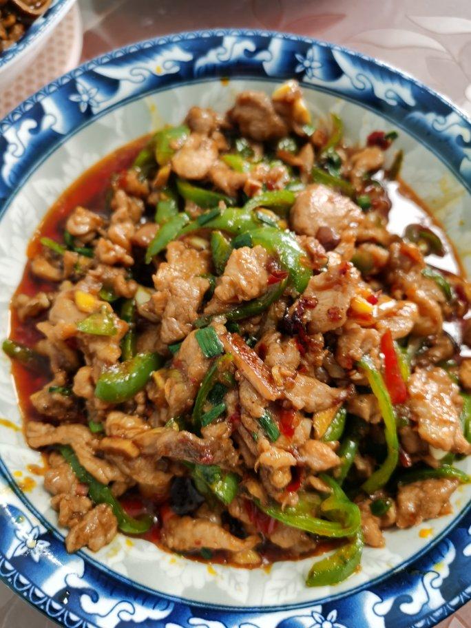 青椒炒肉丝
