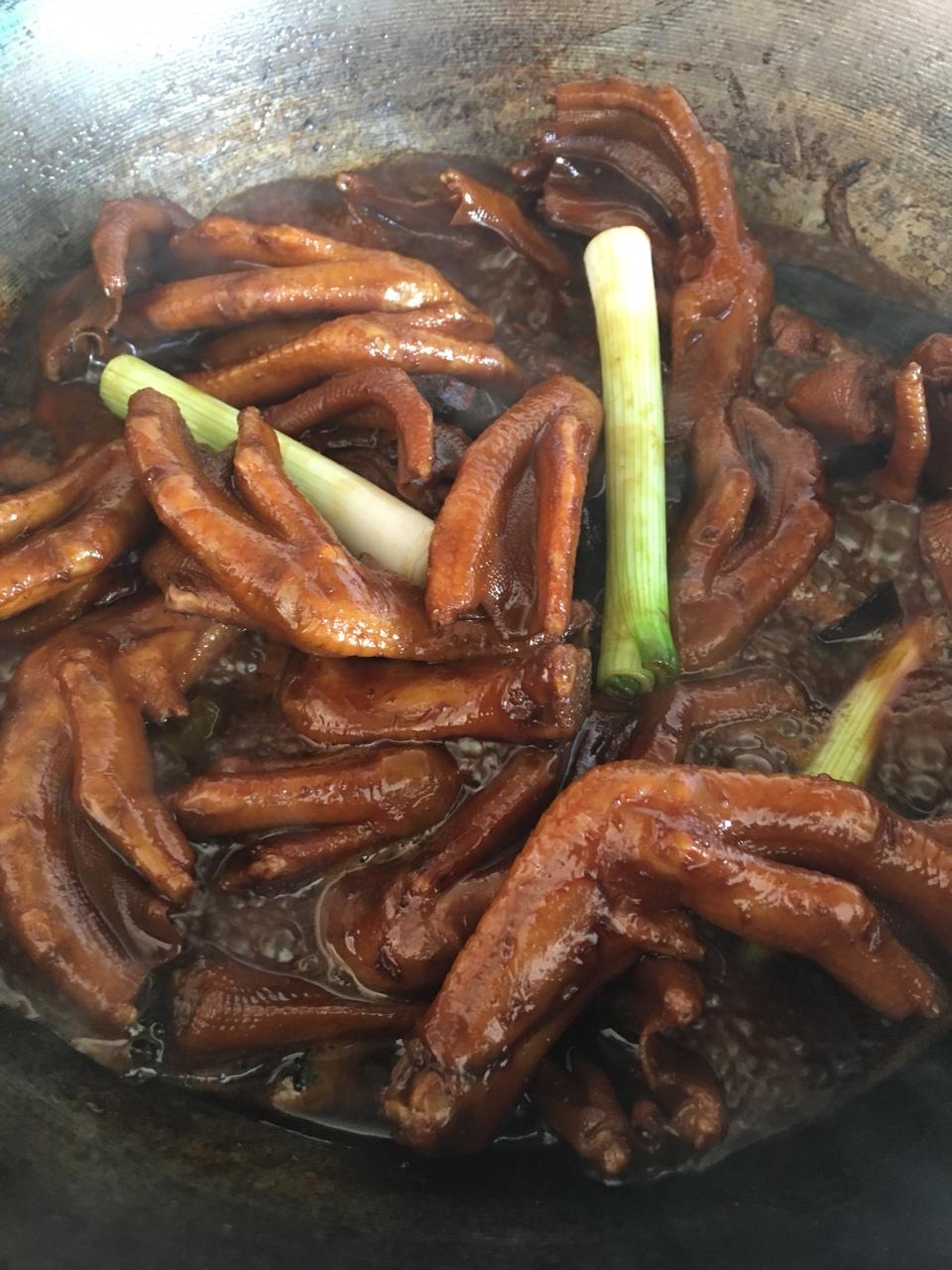 酱香鸭掌
