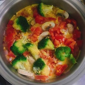 番茄蔬菜烘蛋（快手减脂餐）的做法 步骤4