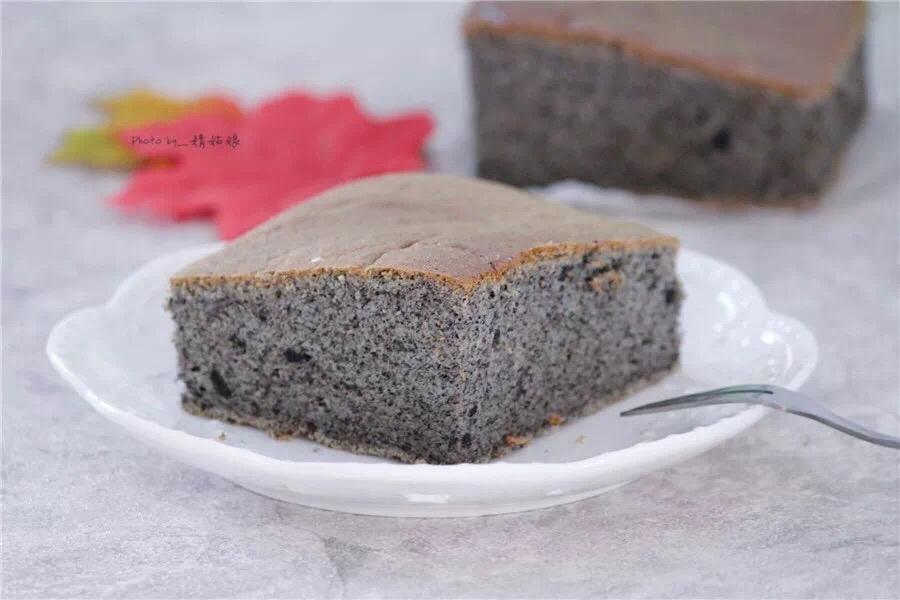 黑芝麻蛋糕的做法