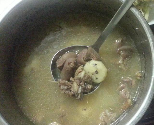 补血提气羊肉汤的做法
