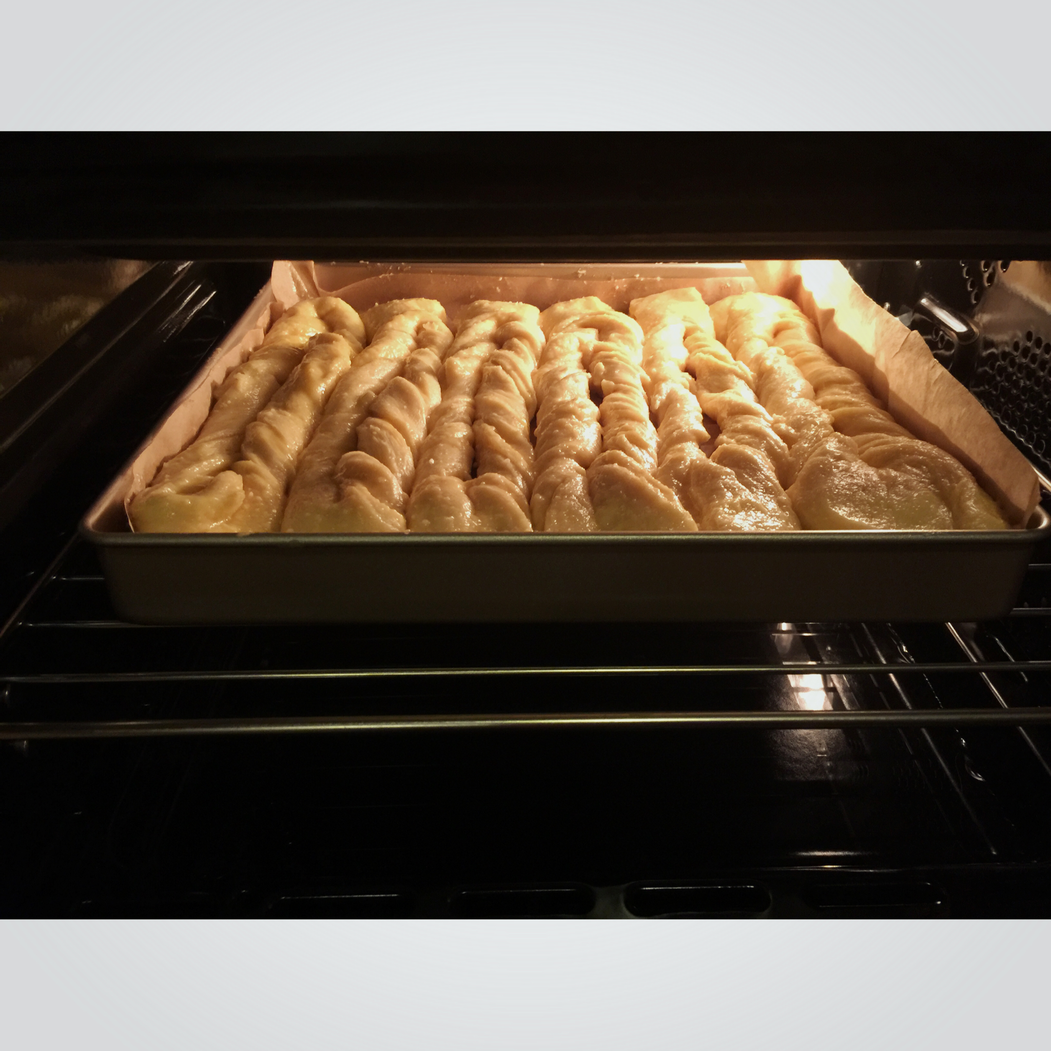 杏仁奶油软排包