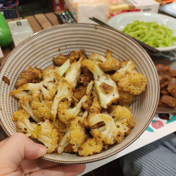 老丁的私房菜-干锅花菜