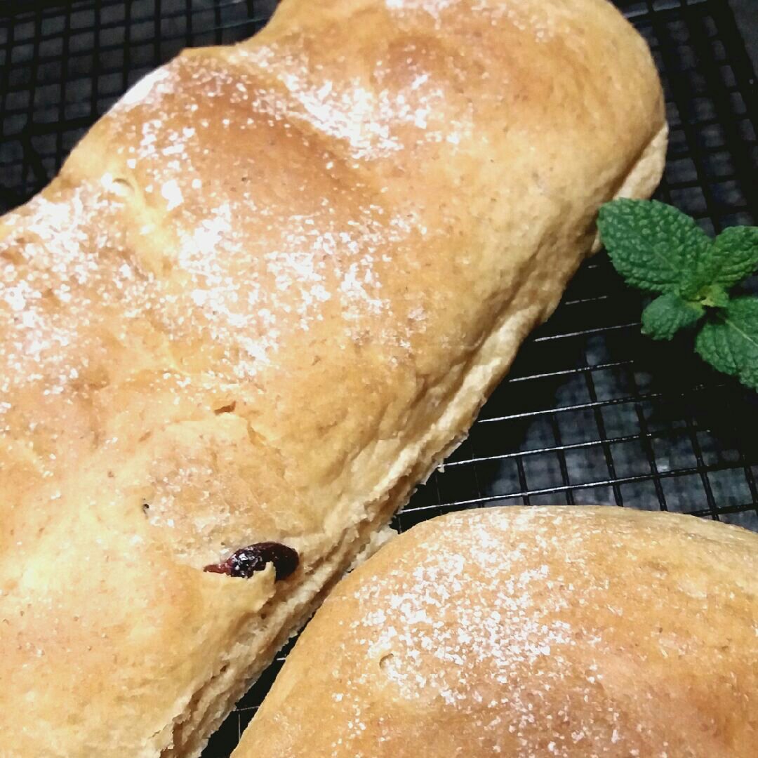 蔓越莓全麦黑糖面包