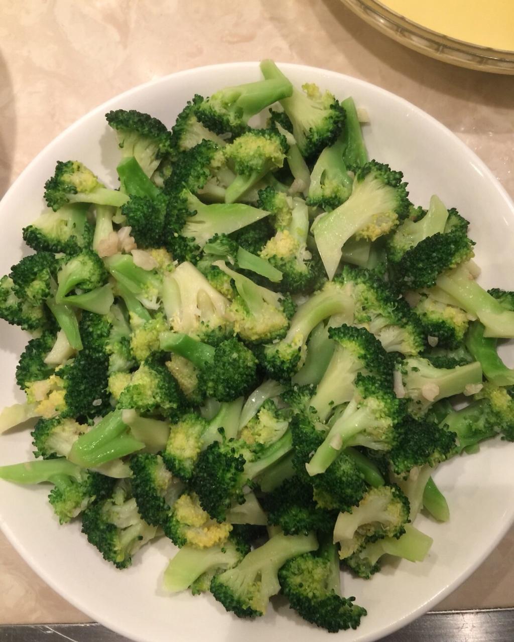 清炒西兰花