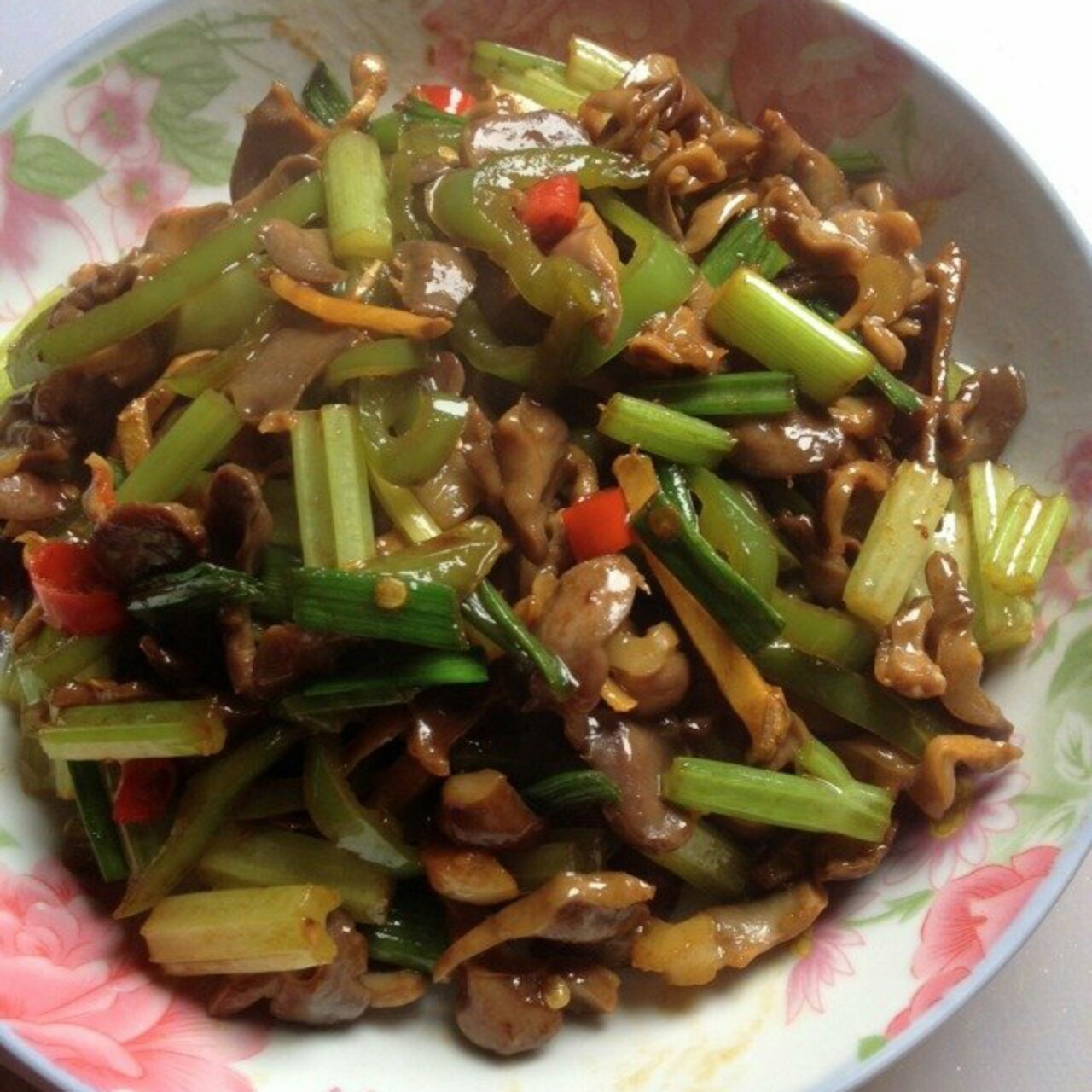 酸豆角炒鸡胗