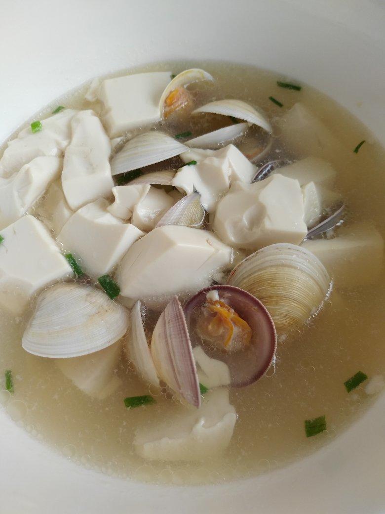 玛奇朵朵爷做的蛤蜊豆腐汤