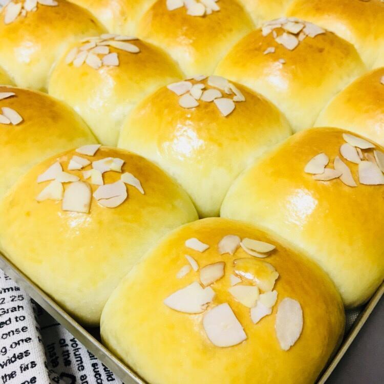 娴小厨smile做的淡奶油软面包
