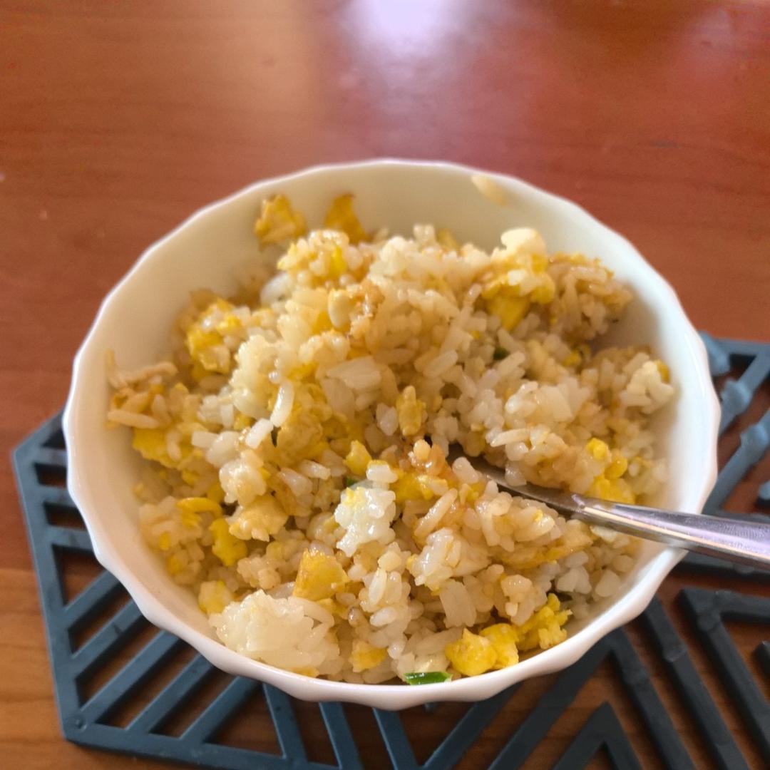 【一碗蛋炒饭】最最最简单的炒饭！！！