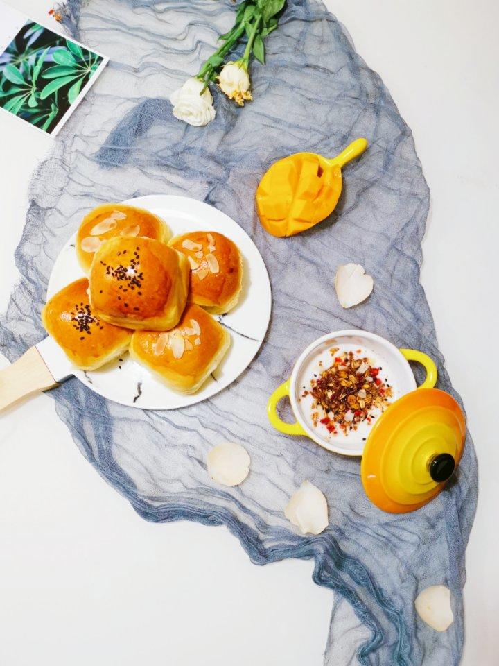 鲜奶油小餐包（一次发酵）