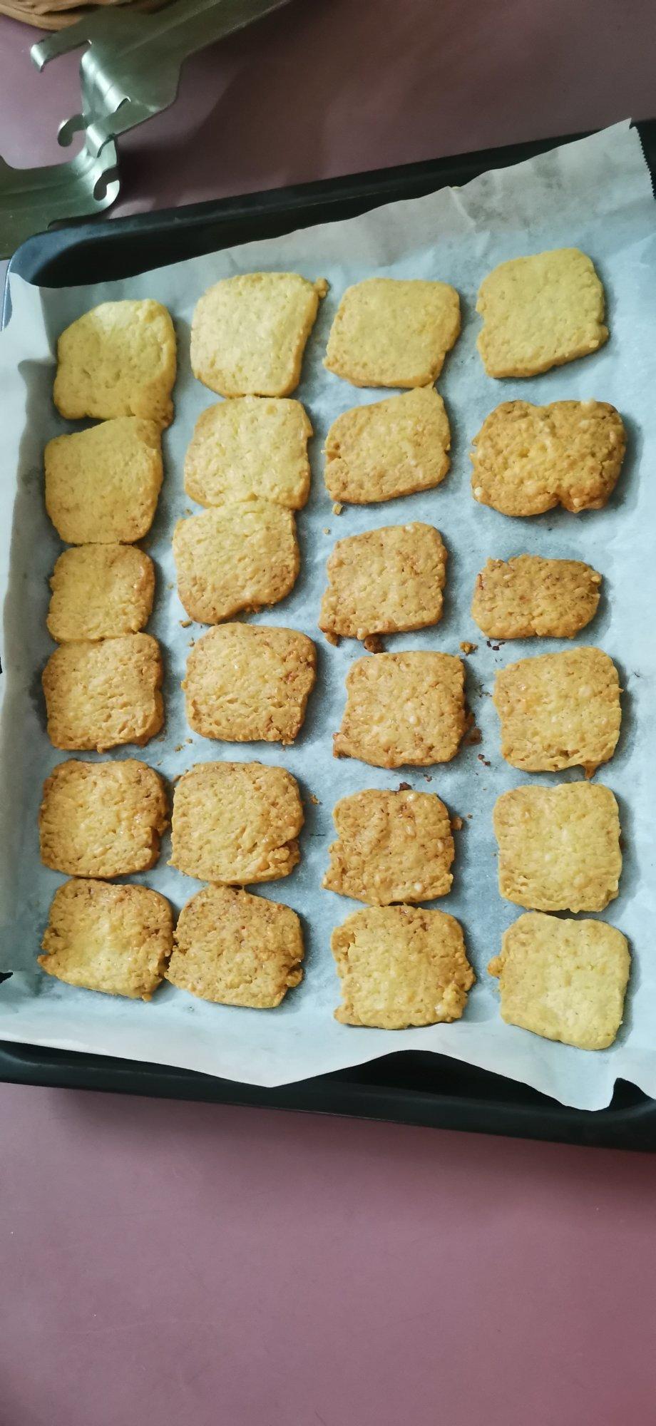 ㊙️免打发，零失败❗️好吃到爆炸的黄金芝士咸味饼干