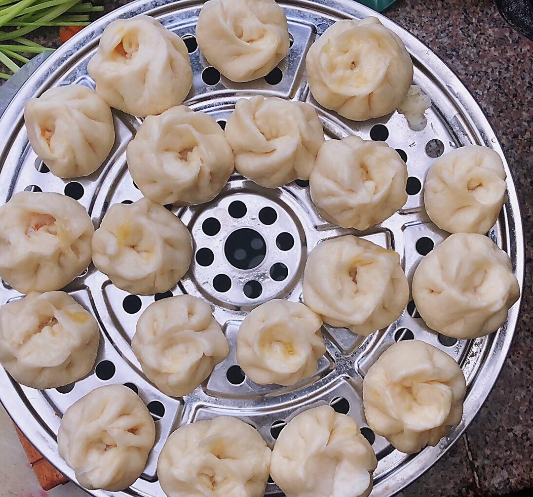 鲜肉包子