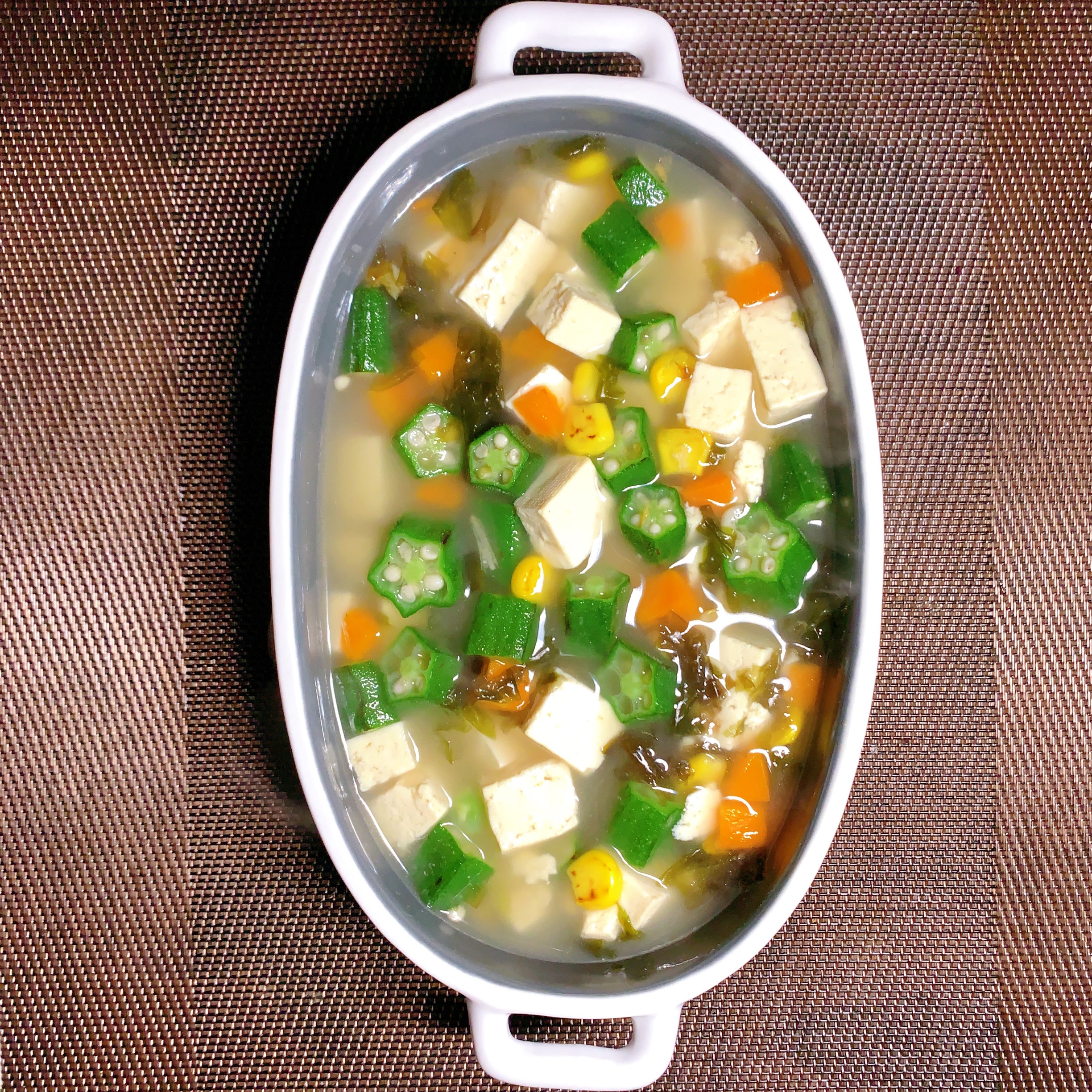 鲜香滑嫩低卡减肥豆腐秋葵汤的做法 步骤5