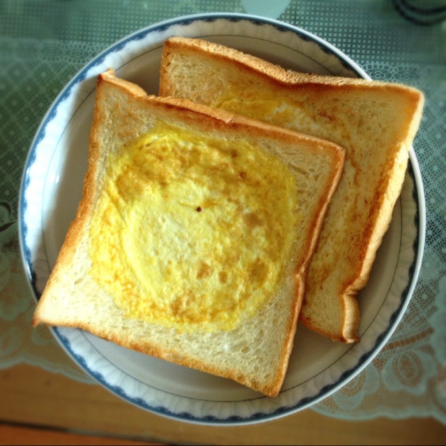 荷包蛋土司