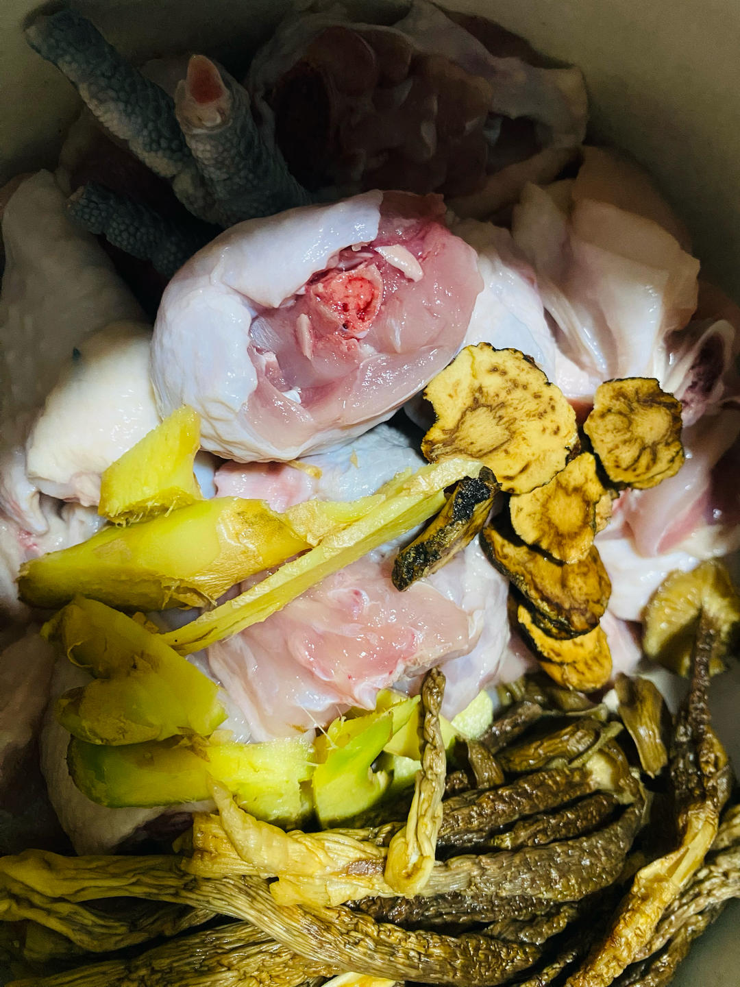 黑玛卡炖鸡（玛卡吃疗法之炖汤）