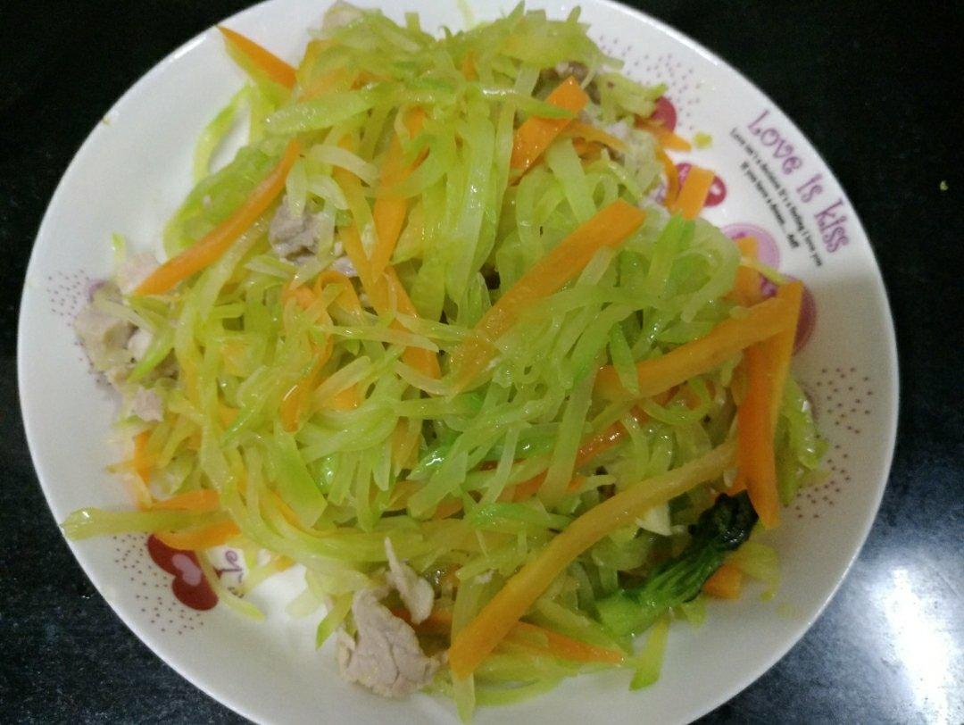 董太的私方菜--莴笋炒胡萝卜