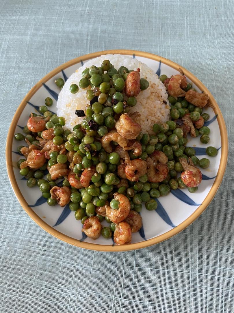 小龙虾豌豆盖饭(微微微微辣版)