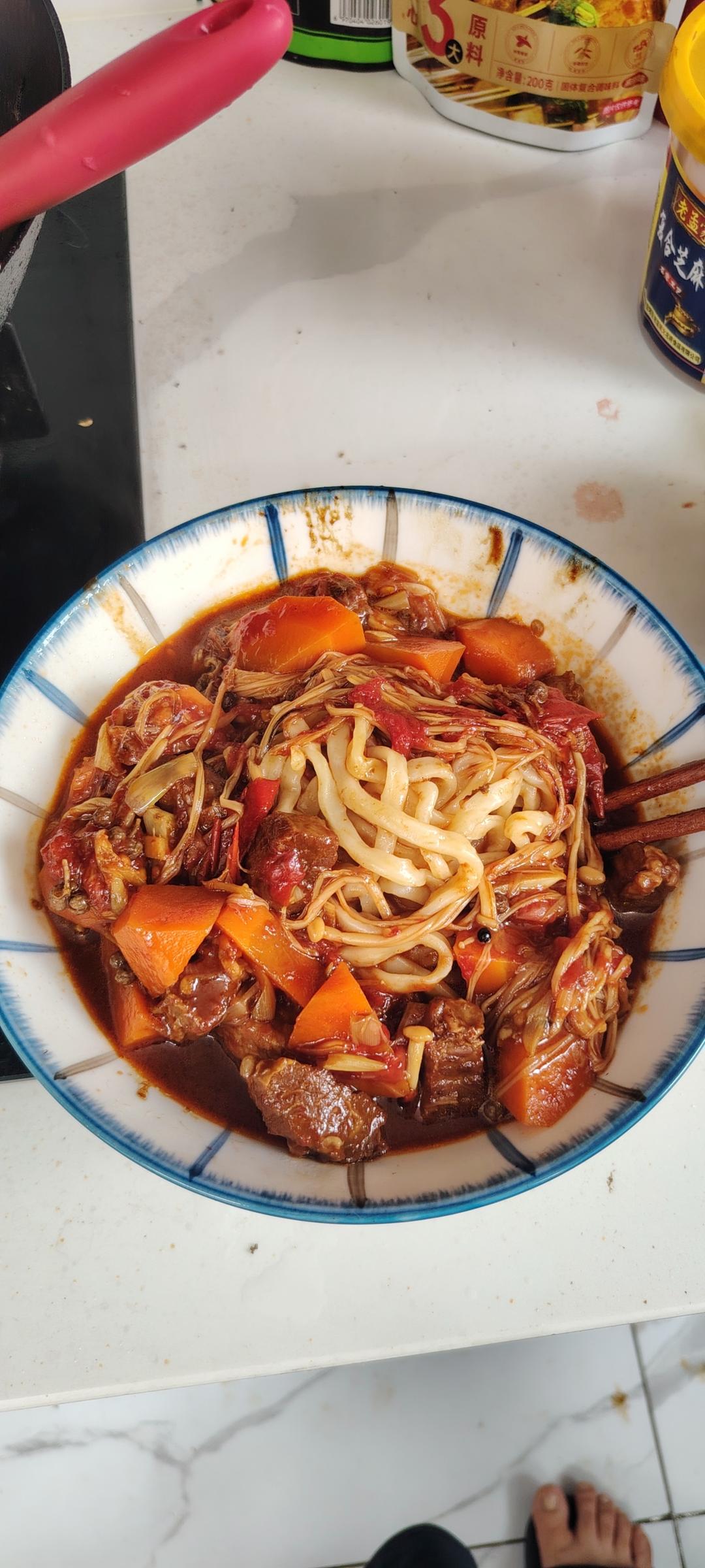 番茄牛肉面