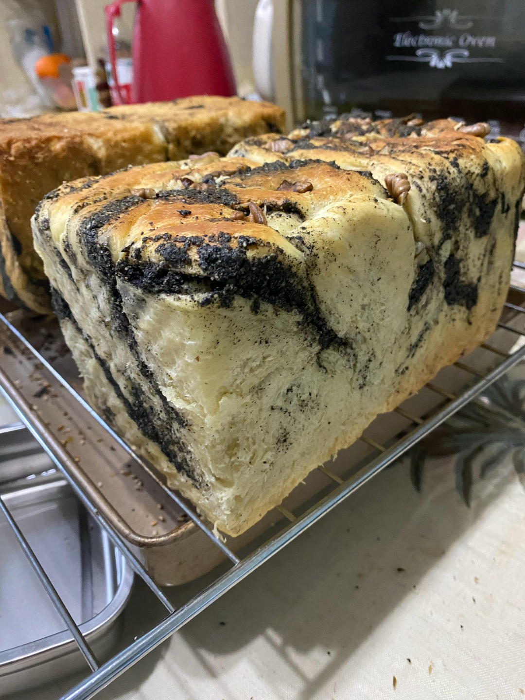 料多多系列--黑芝麻奶酥小吐司