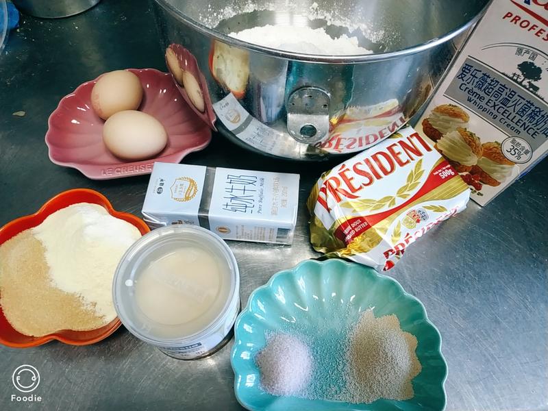 纯奶手撕吐司的做法 步骤1