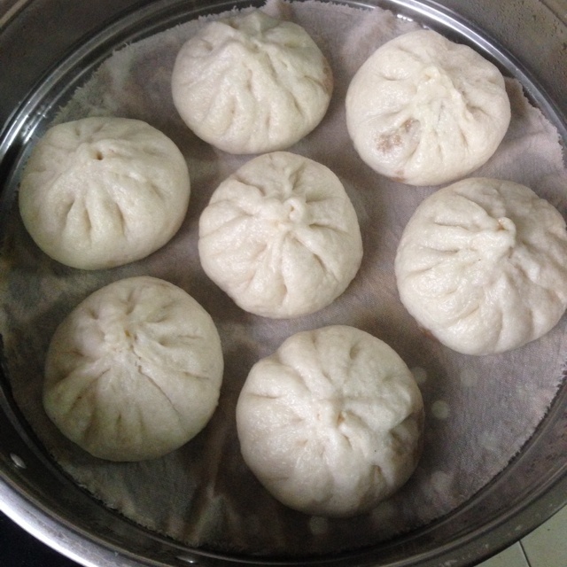 肉包子,杠杠的