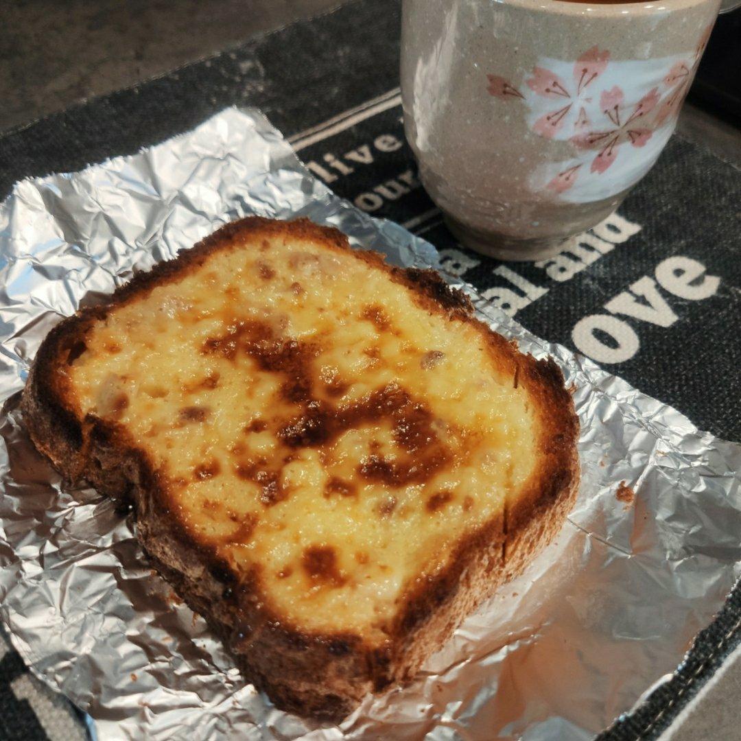 炼乳烤吐司