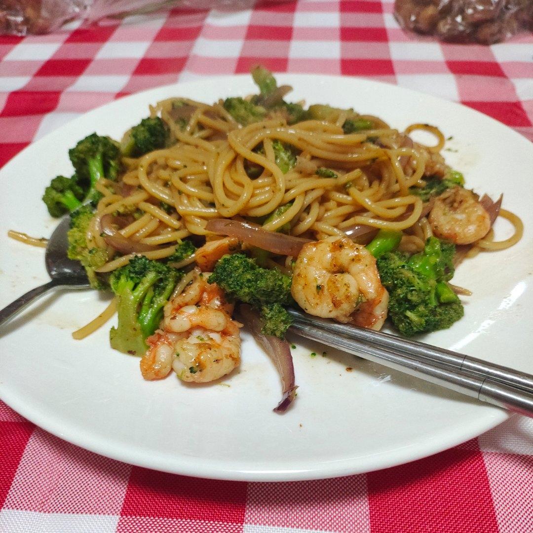 减脂|美味又低脂的虾油虾仁意大利面