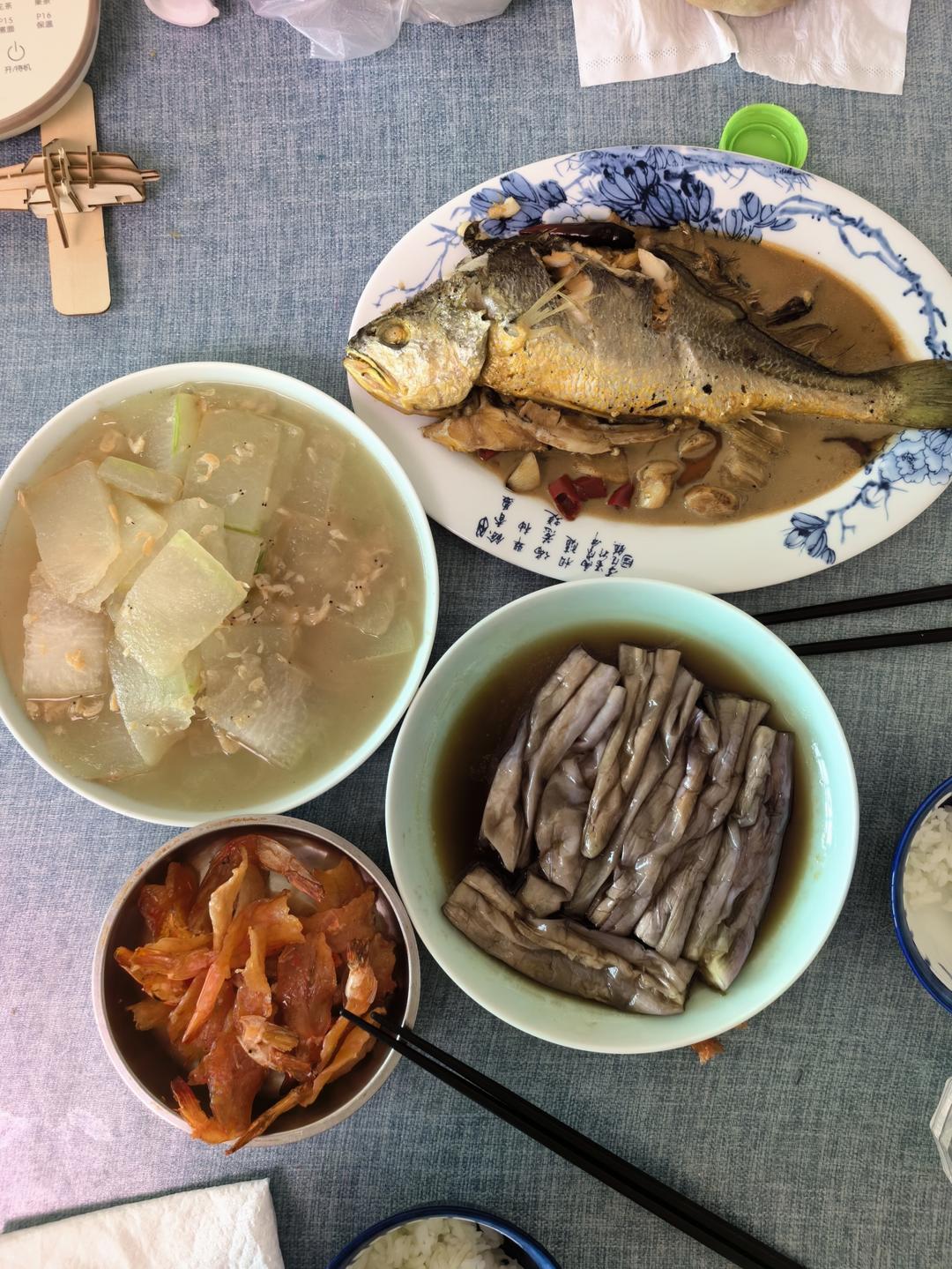 红烧黄鱼—鱼皮不破的小窍门