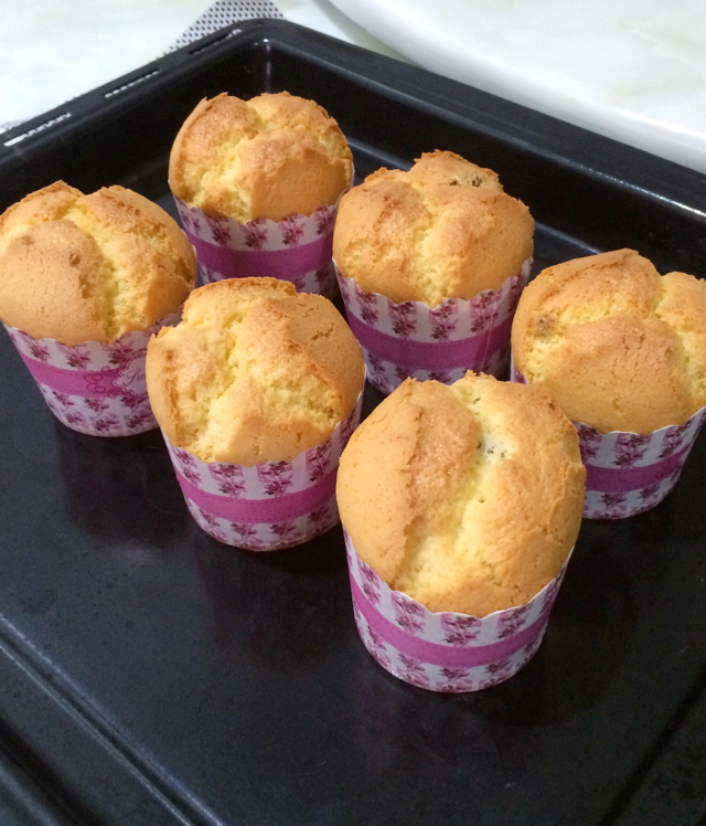 蛋香十足の海绵杯子蛋糕，伴手礼好选择。