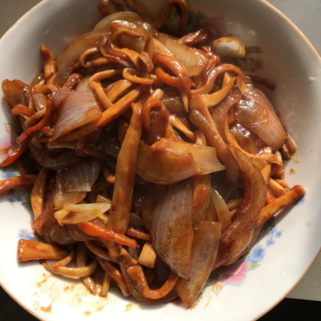 洋葱遇到杏鲍菇