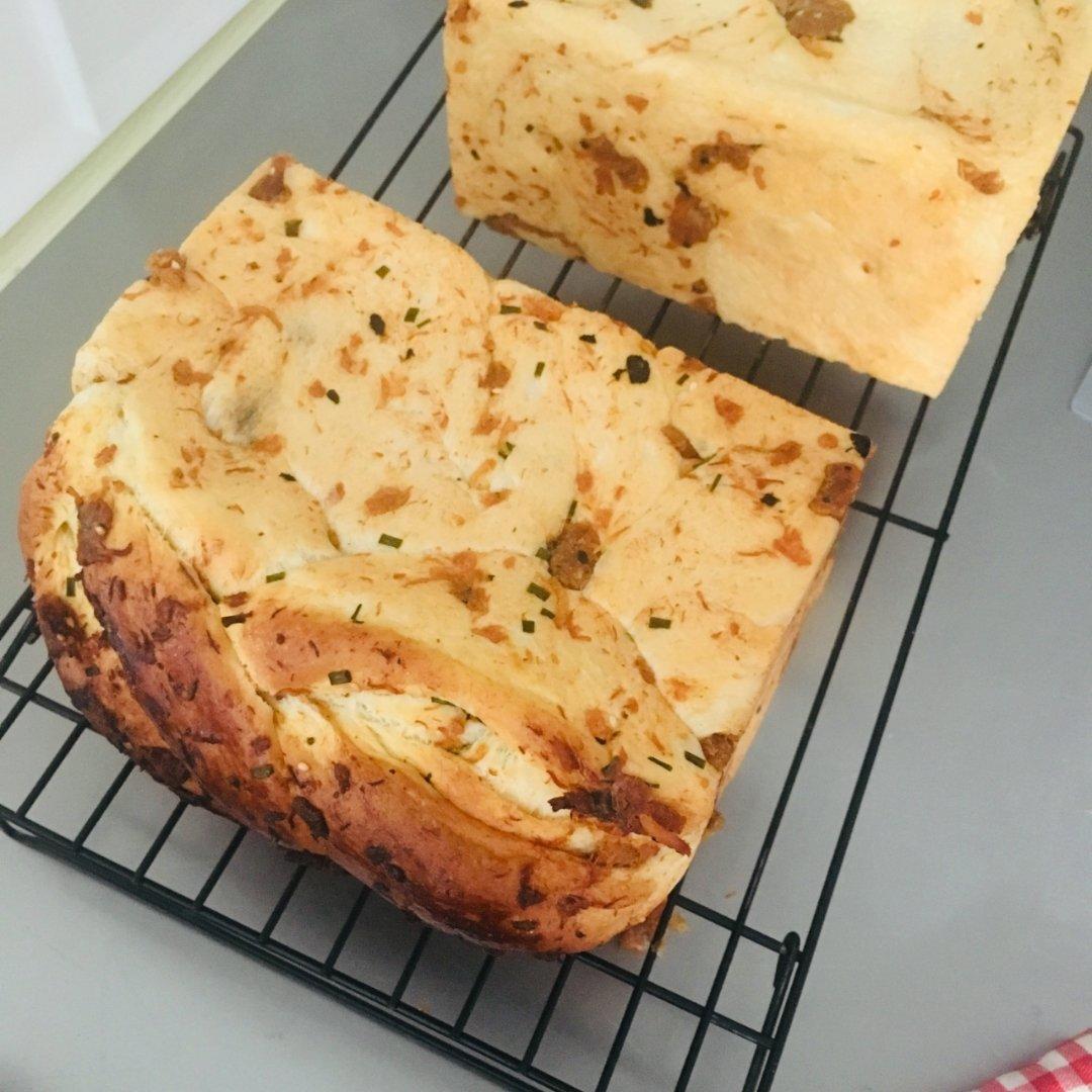 香葱肉松手撕吐司