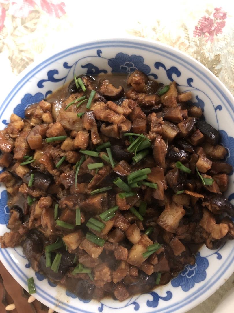 好吃到停不下来的卤肉饭